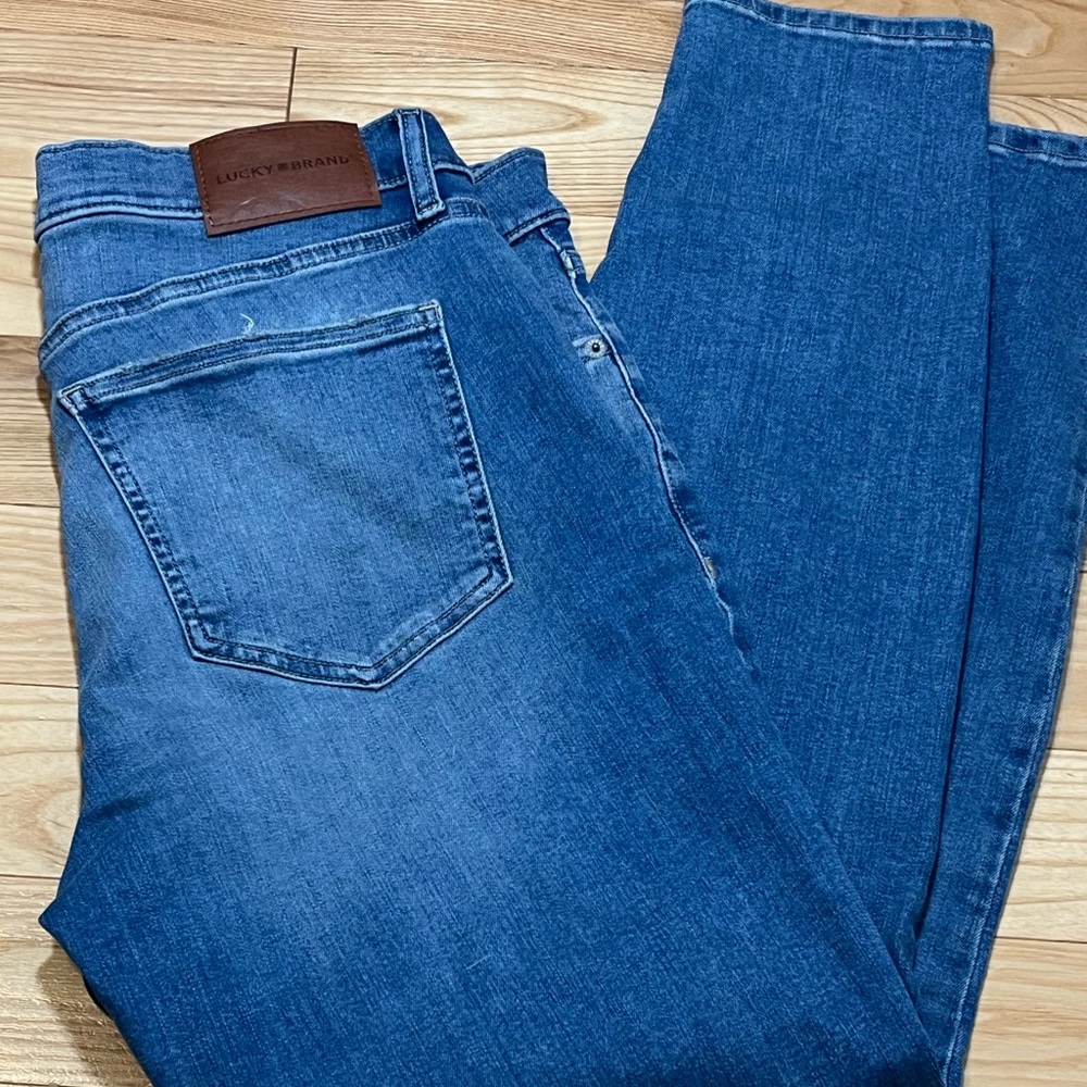 Women’s Lucky Jeans